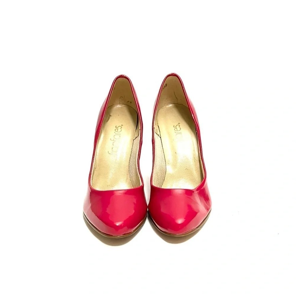 Vintage 1980s fuchsia vegan patent leather slip on pumps